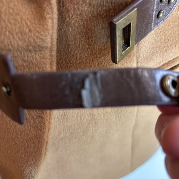 Unbranded Women's Tan Blazer with Buckle Detail Shoulder Pads Lined with Pockets - Picture 6 of 7